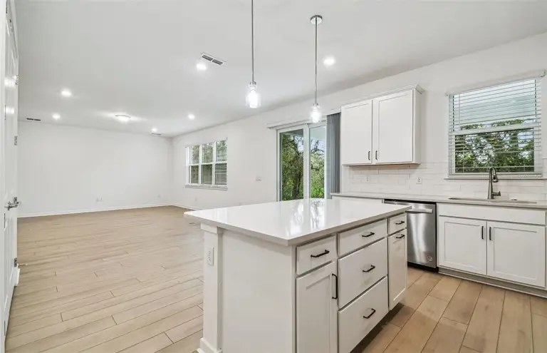 13729 EVERGREEN VALLEY DR — photo 4