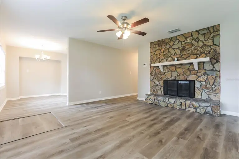 30215 REDTREE DR — photo 3