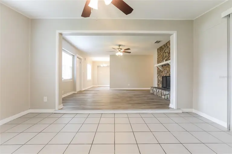 30215 REDTREE DR — photo 4