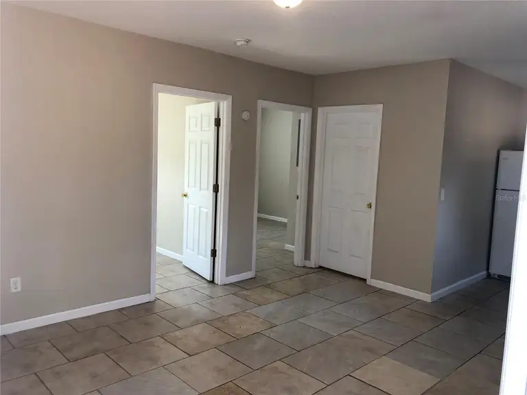 110 FOREST AVE #12 — photo 4