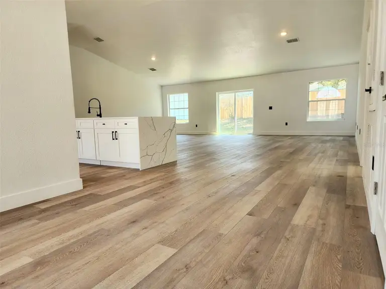 1032 CONCERT AVE — photo 4