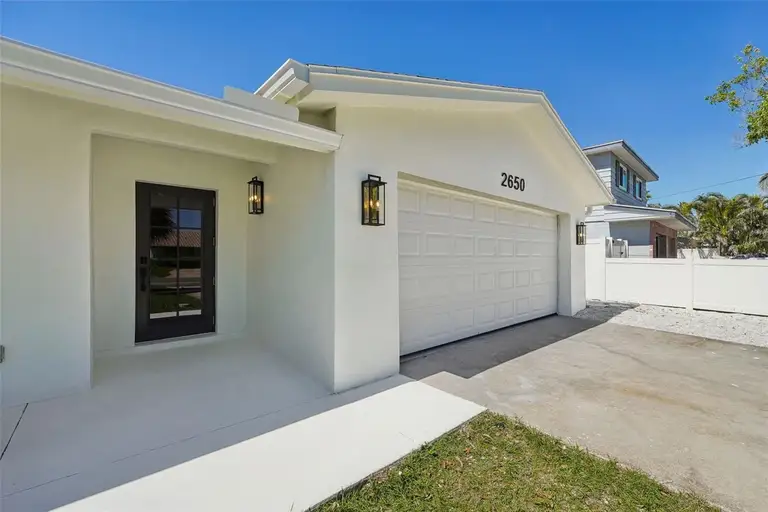 2650 E VINA DEL MAR BLVD — photo 5