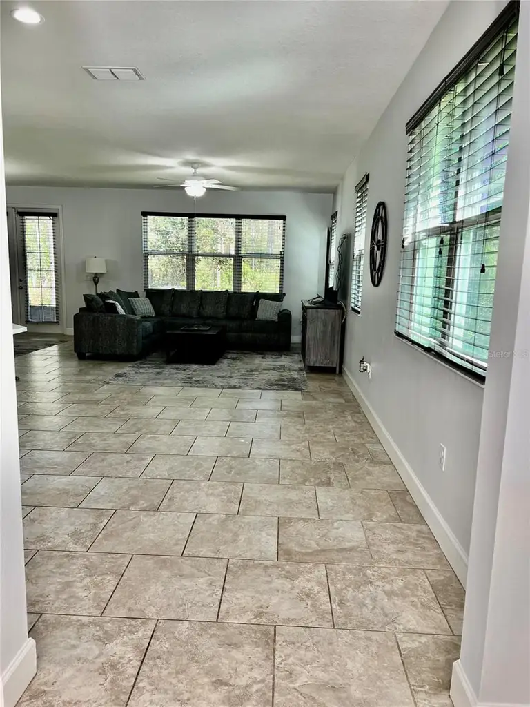 2301 AVELLINO AVE — photo 4