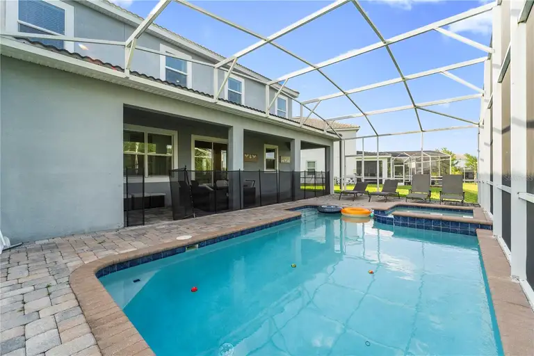 1571 PALMERO WAY — photo 4