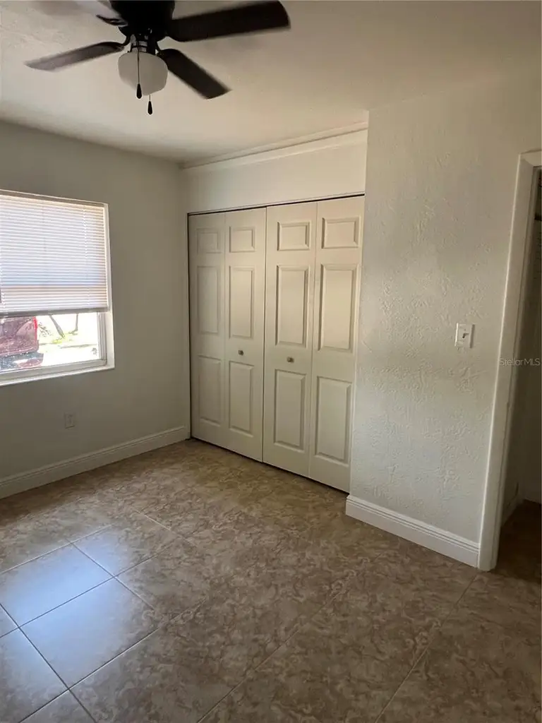 21274 COULTON AVE — photo 5