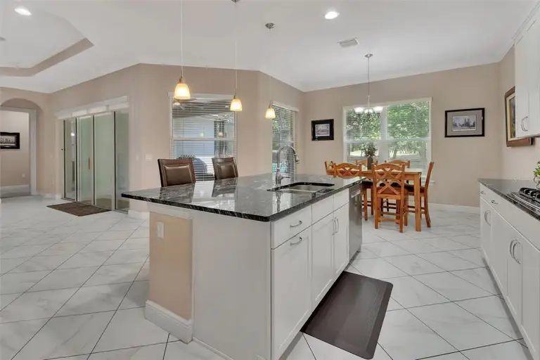 171 BIRCHMONT DR — photo 5