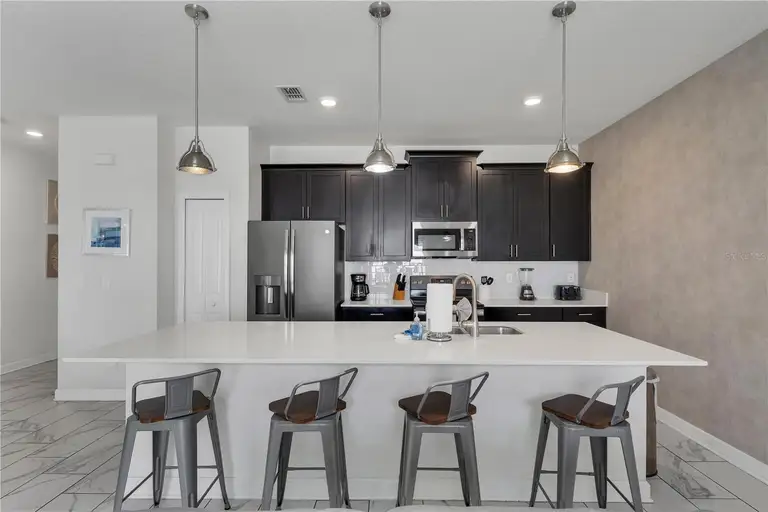 9005 STINGER DR — photo 3