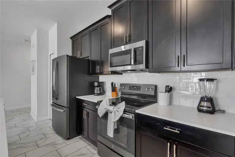 9005 STINGER DR — photo 5