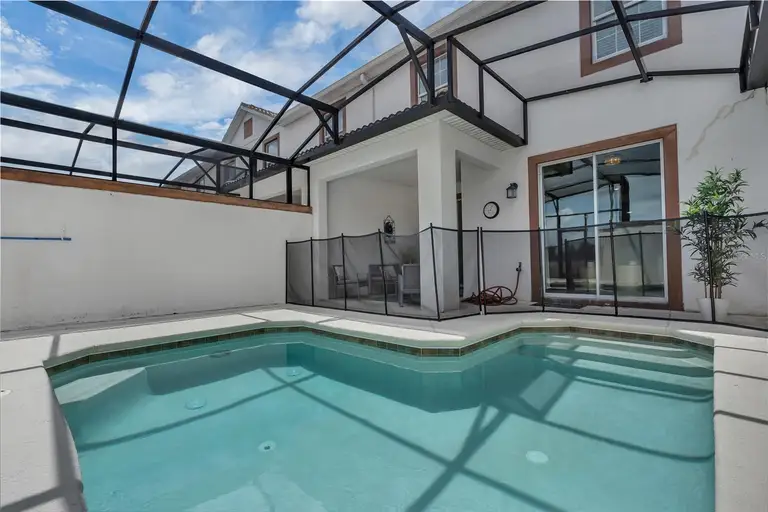 9005 STINGER DR — photo 2