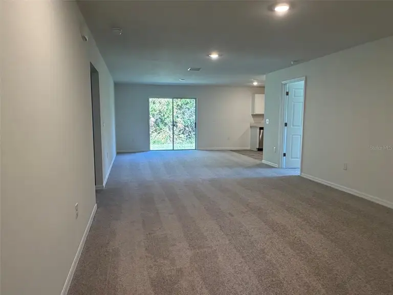 880 HUDSON VALLEY DR — photo 2