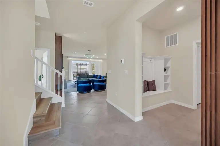 16248 SAINT MARTIN ST — photo 3