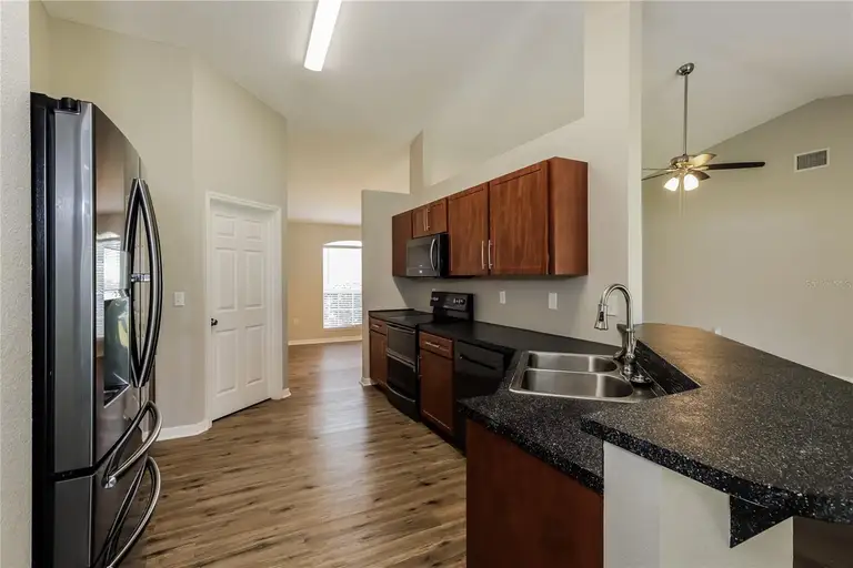 3407 IMPERIAL MANOR WAY — photo 5