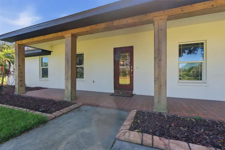 2506 HAWK GRIFFIN RD — photo 2