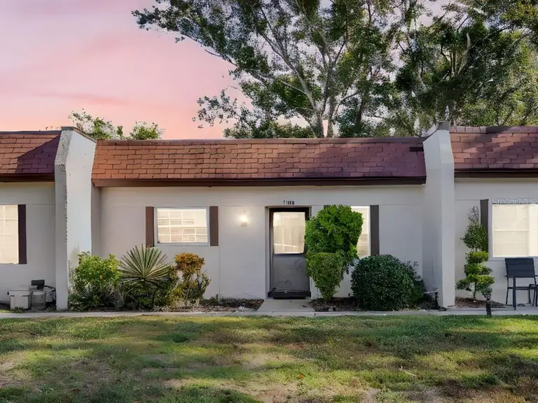 3109 MISSION GROVE DR #D — photo 2