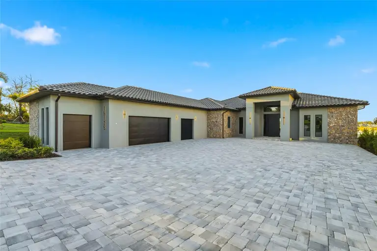 15125 PENDIO DR — photo 3