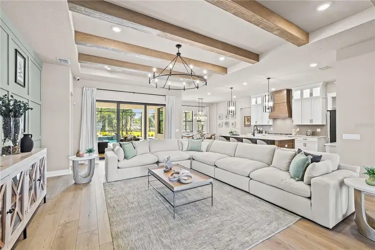 728 ESTATES BLVD — photo 5