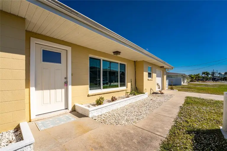 1447 LEMON BAY DR — photo 3