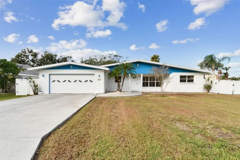 339 SHORE DR