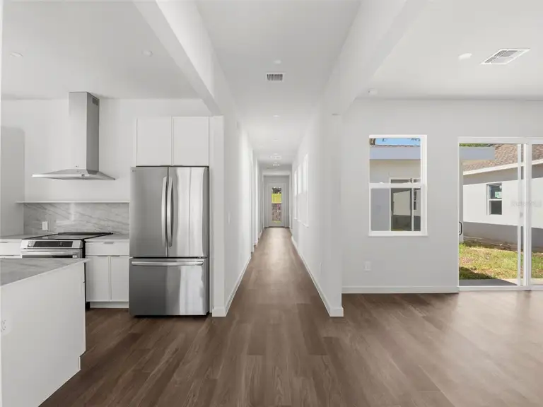 458 SKYFIELD CT — photo 2