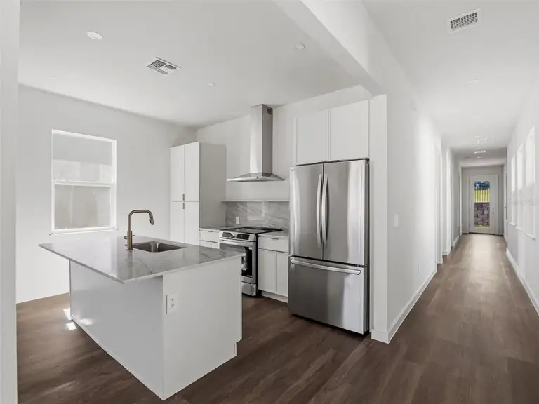 458 SKYFIELD CT — photo 3