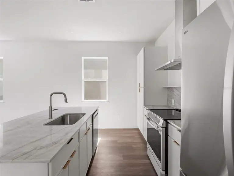 458 SKYFIELD CT — photo 5