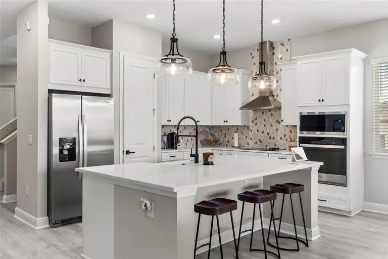 6515 QUEST ST — photo 3