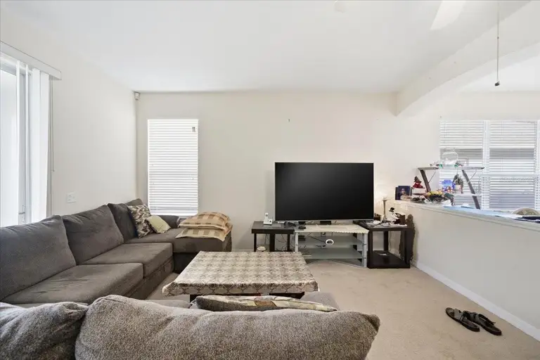 18425 CYPRESS BAY PKWY — photo 5