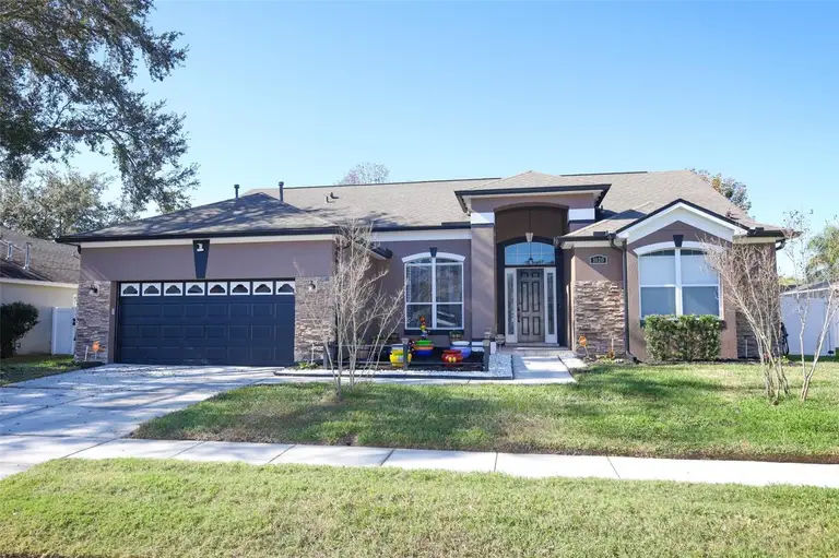 1620 PARKGLEN CIR