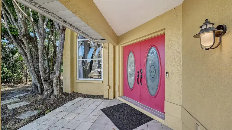 2429 WHIPPOORWILL CIR — photo 4