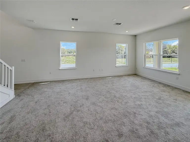 274 ANN ROSE WAY — photo 3