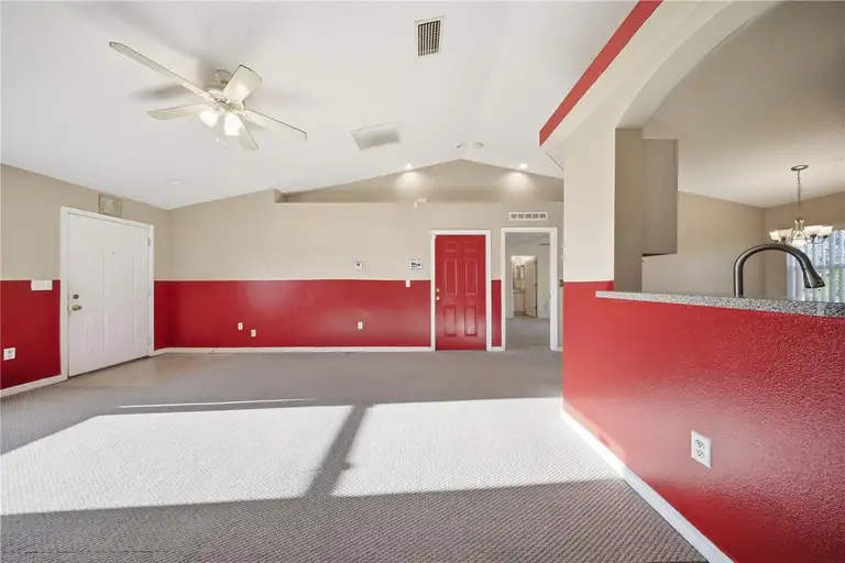 839 HOLLYWOOD ST — photo 5