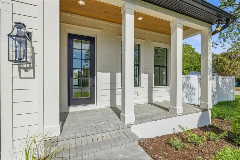 2936 W ROGERS AVE — photo 4