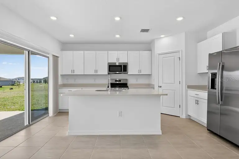 217 STREAMWATER WAY — photo 2