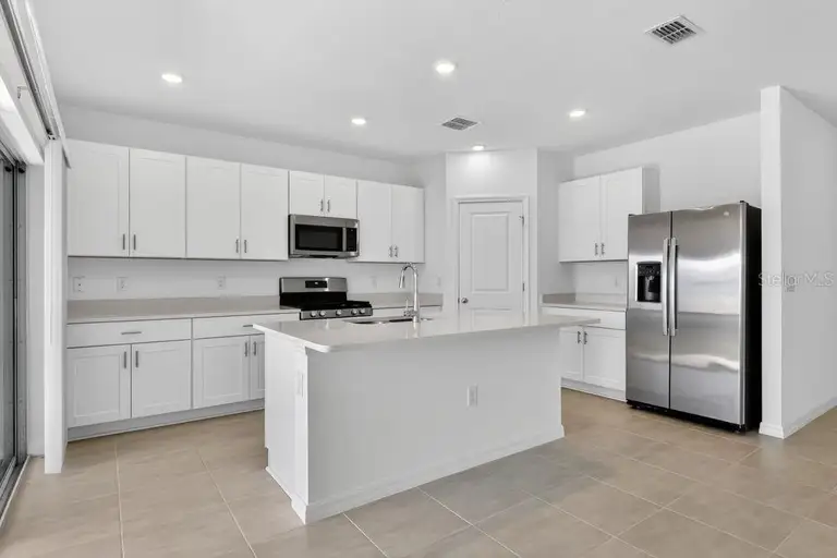 217 STREAMWATER WAY — photo 4
