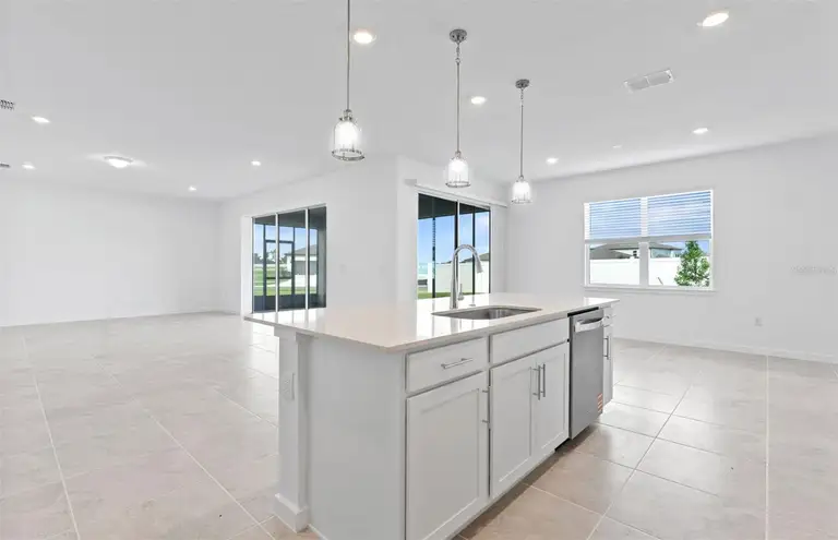 3585 OBSIDIAN DR — photo 4