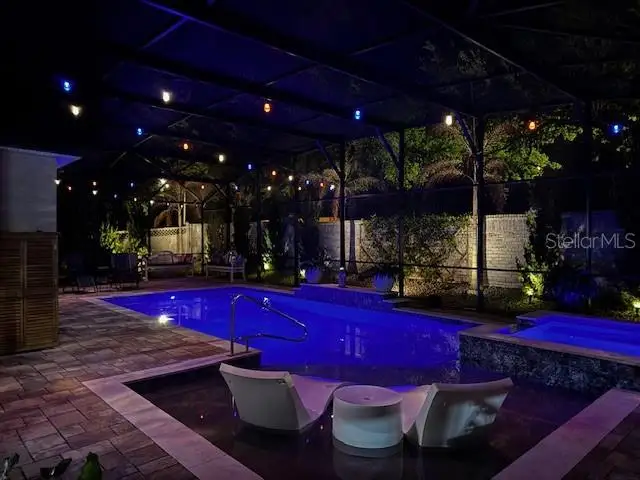 2260 PICKFORD CIR — photo 2