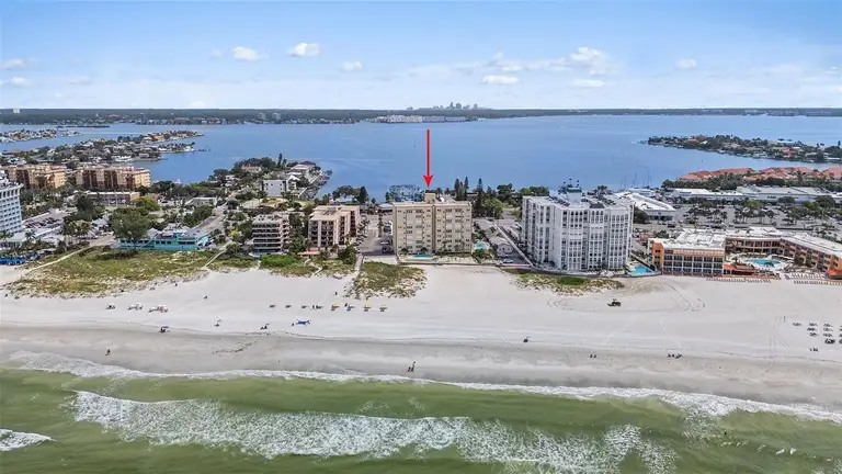 5000 GULF BLVD #304 — photo 2
