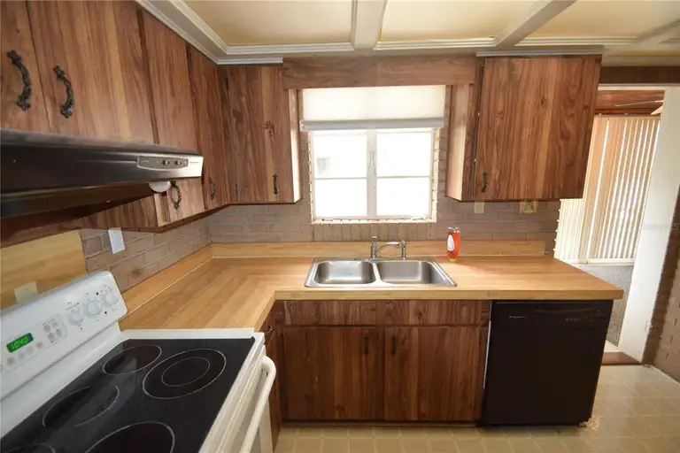 3115 BUCKINGHAM AVE — photo 5