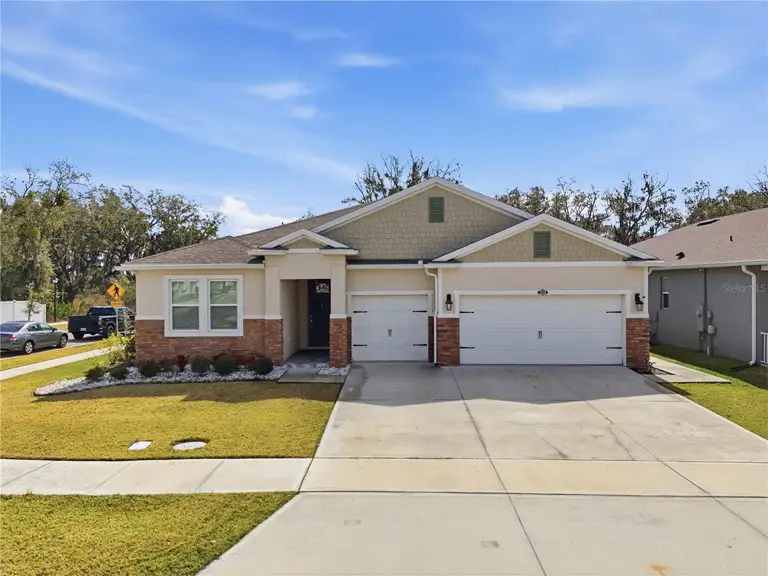 1636 BARBERRY DR — photo 2