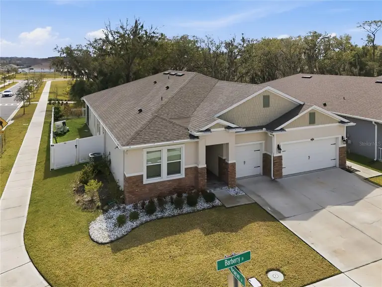 1636 BARBERRY DR — photo 3