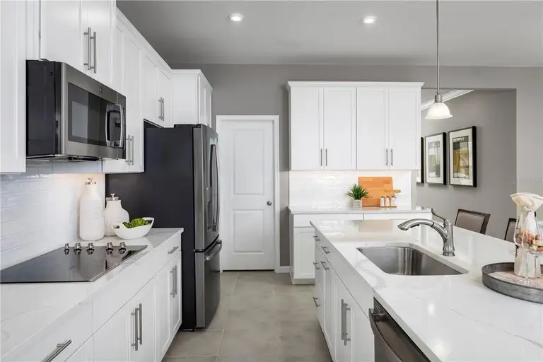 2434 LANDING DR — photo 5