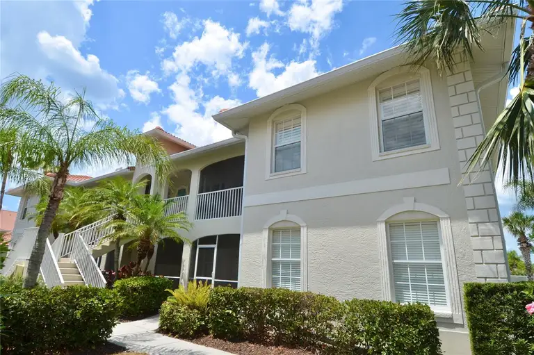7202 L PAVIA BLVD #7202 — photo 2