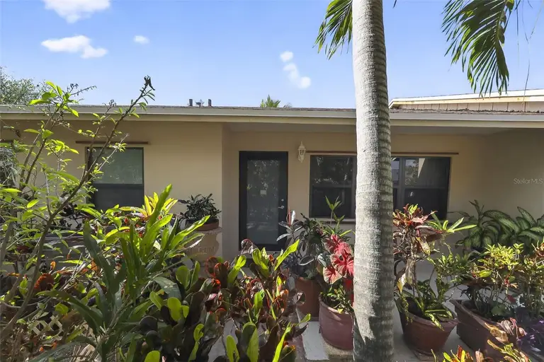 9522 AFFIRMED LN — photo 2