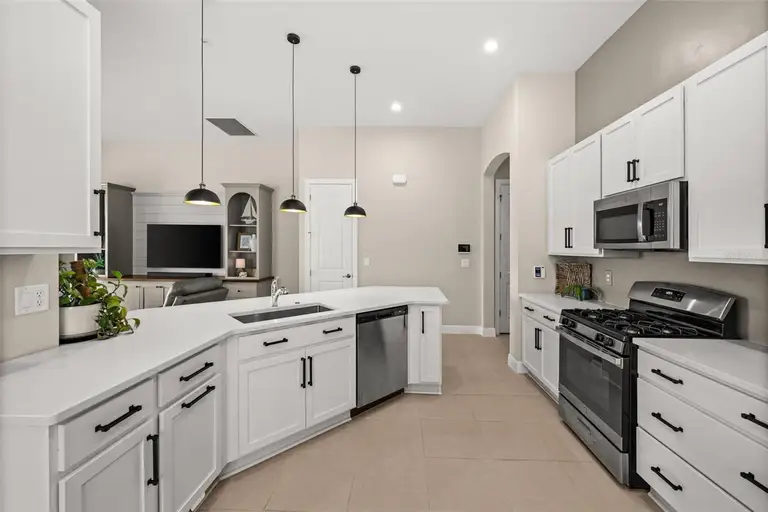 15927 MULRION BLVD — photo 3