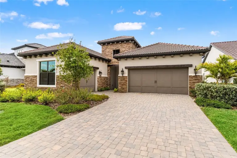 496 BOCELLI DR