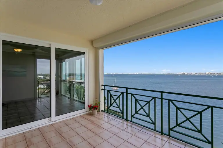 4717 DOLPHIN CAY LN S #507 — photo 3