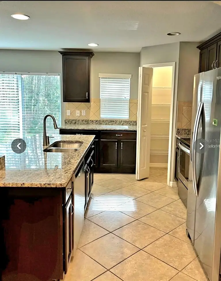 2756 BIRCHCREEK DR — photo 4
