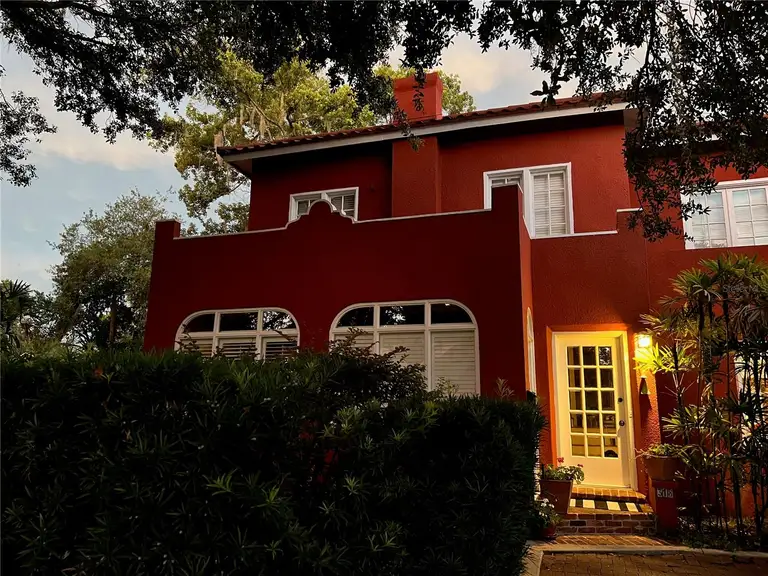 318 VITORIA AVE — photo 2