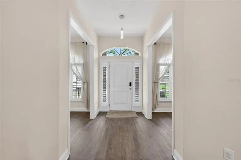 14 FARNELL LN — photo 3