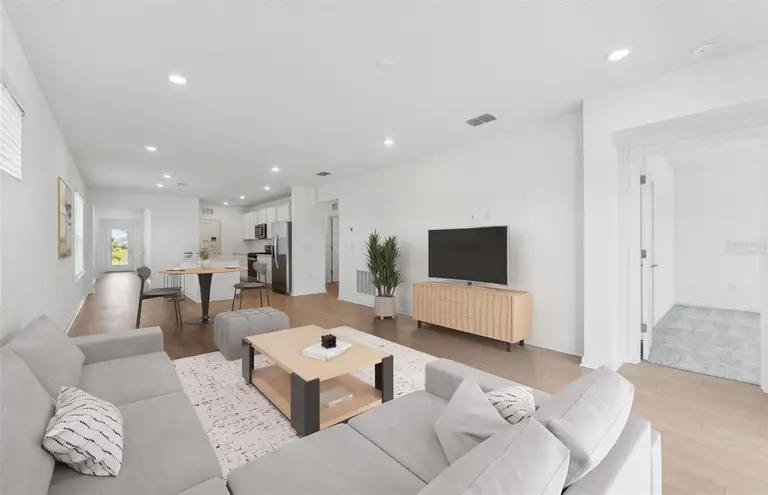6287 BROAD FIELD AVE — photo 2